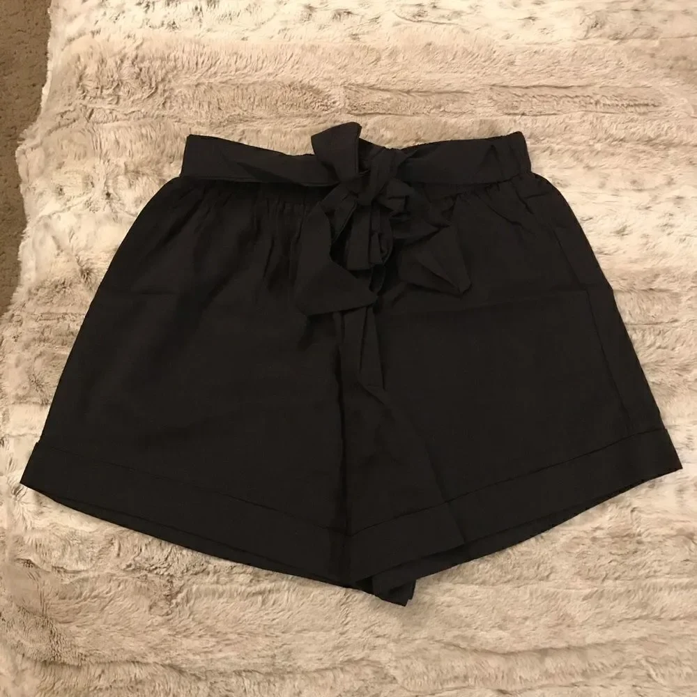 : : Summer Tie Belt Shorts : :